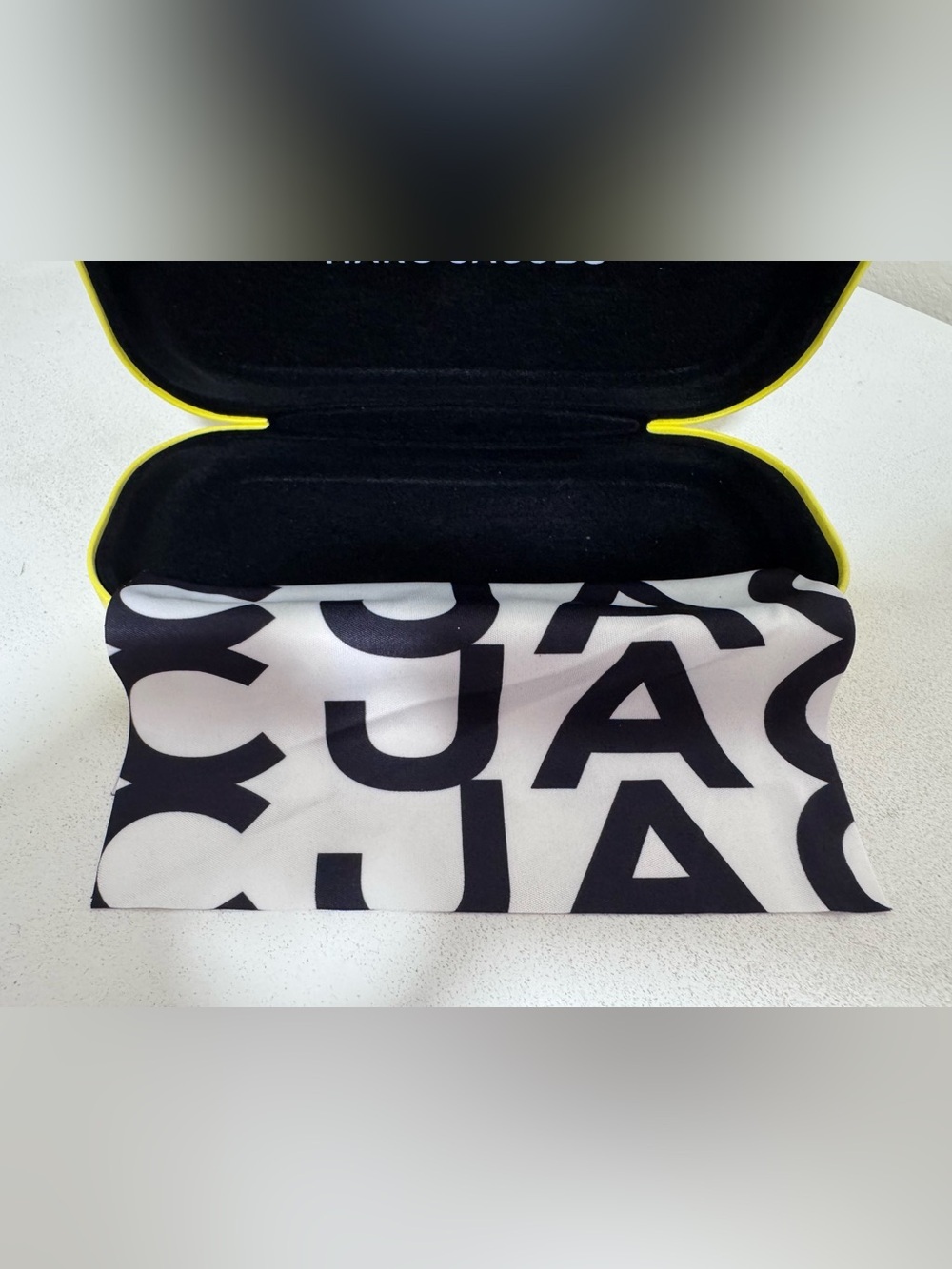 Marc Jacobs Sunglasses Case Eyeglass Hard Case and Cleaning Cloth, Yellow - Picture 6 of 7